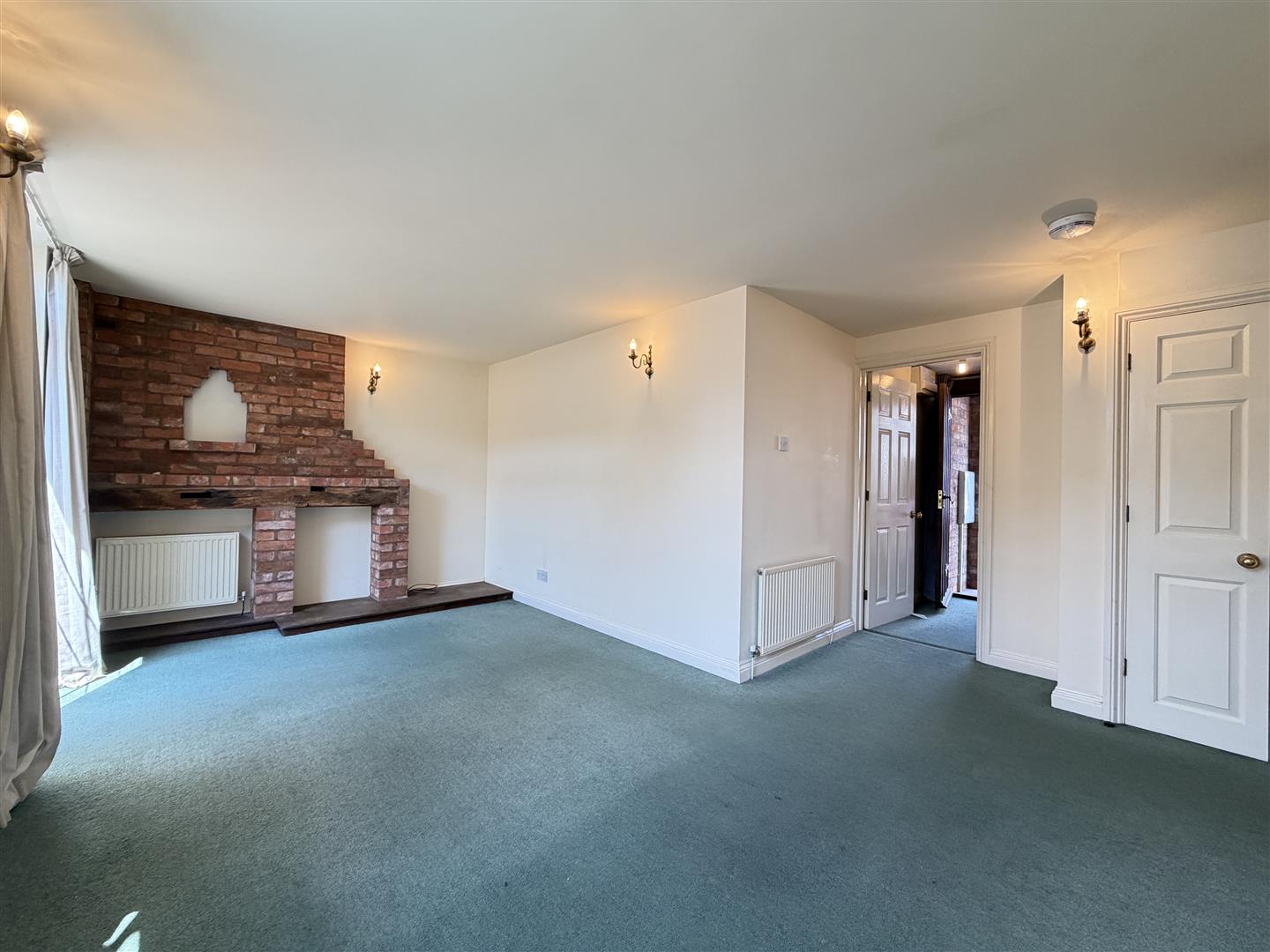 The Stables, Crompton Street, Warwick 6